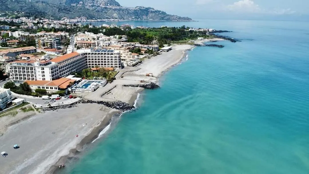 Suitelina Giardini Naxos 0*,  Italy