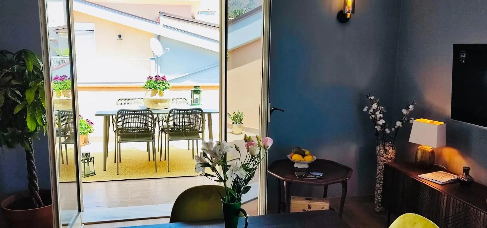 Suitelina Giardini Naxos Apartment