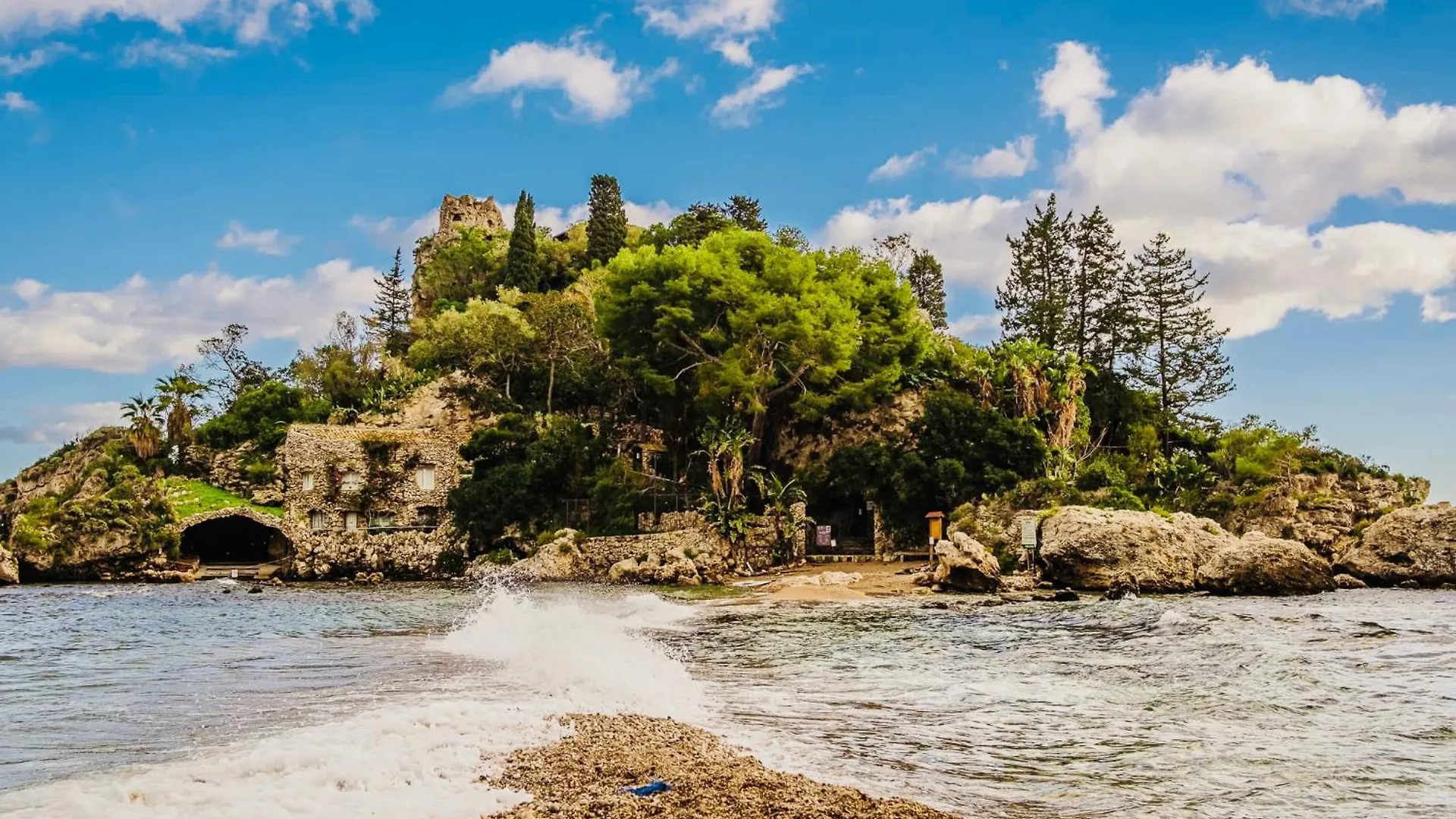 Suitelina Giardini Naxos