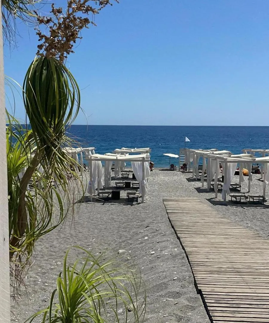 Suitelina Giardini Naxos